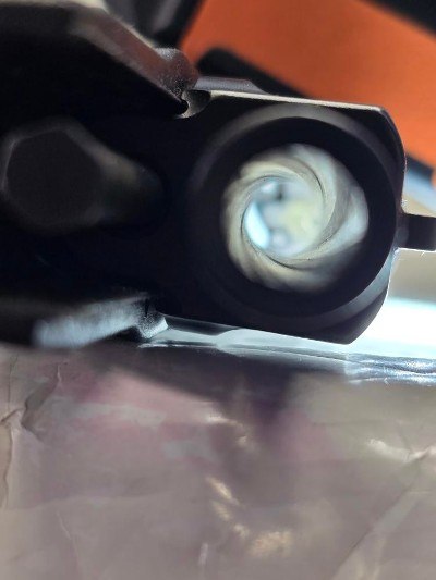 SMITH & WESSON M&P 9 9MM LUGER (9x19 PARA) - Image 6 of 12