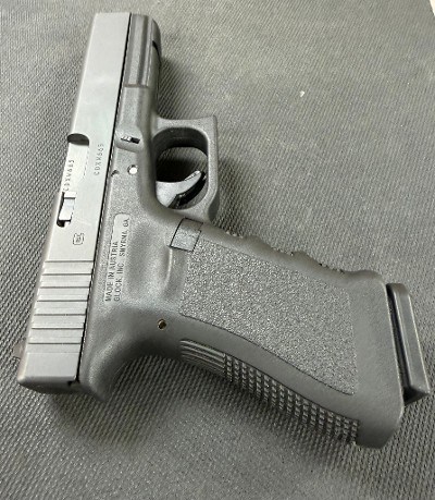 GLOCK 17 gen 39MM LUGER (9x19 PARA) - Image 8 of 8