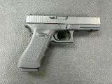 GLOCK 17 gen 39MM LUGER (9x19 PARA) - Image 1 of 8