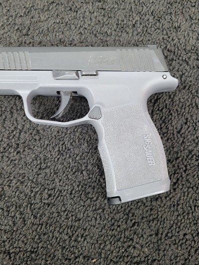 SIG SAUER P365 9MM LUGER (9X19 PARA) - Image 9 of 14