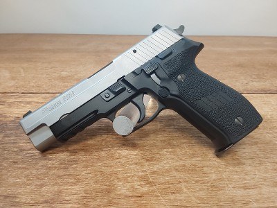 SIG SAUER P226R .40 S&W - Image 1 of 3