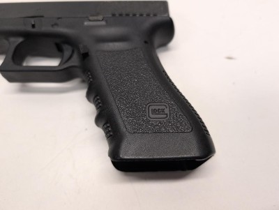 GLOCK 22 .40 - Image 6 of 12