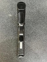 SMITH & WESSON SD9 VE 9MM LUGER (9x19 PARA) - Image 9 of 11
