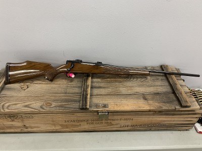 NIKKO FIREARMS CO., LTD. Nikko Stirling MODEL 7000 Golden Eagel, Bolt Action, 7MM Rem Mag, 22In Barrel, OEM Stock, 14k Gold plated Trigger & Eagel - Image 1 of 2
