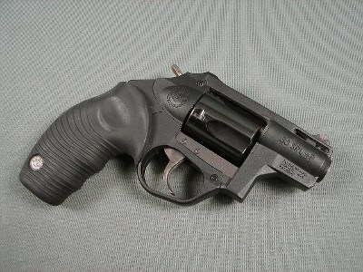 TAURUS POLY PROTECTOR .38 SPL - Image 2 of 3