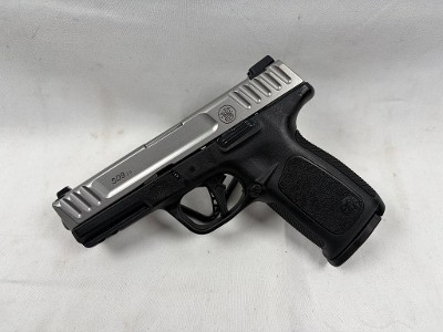 SMITH & WESSON SD9 2.0 9MM LUGER (9x19 PARA) - Image 1 of 7