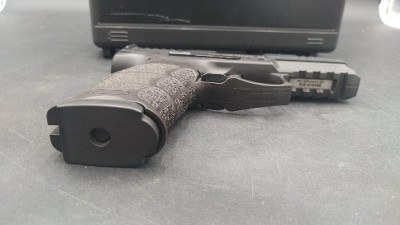HECKLER & KOCH HK VP40 40 Smith & Wesson - Image 10 of 10