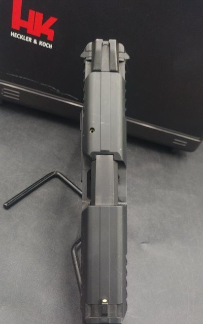 HECKLER & KOCH HK VP40 40 Smith & Wesson - Image 6 of 10