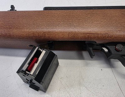 RUGER 10/22 .22 LR - Image 8 of 9