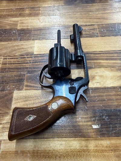 SMITH & WESSON .38 Military & Police (Pre-Model 10). .38 S&W - Image 4 of 5