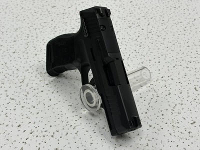 SIG SAUER P365-380 (MANUAL SAFETY) .380 ACP - Image 4 of 9