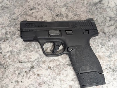 SMITH & WESSON M&P SHIELD PLUS .9mm - Image 2 of 7
