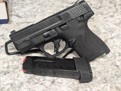 SMITH & WESSON M&P SHIELD PLUS .9mm - Image 6 of 7