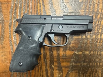SIG SAUER P229 .40 S&W