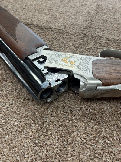 BROWNING Citori 525 Budweiser Conservation #059 of 300 12 GA - Image 11 of 11