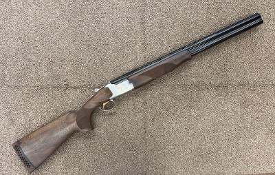 BROWNING Citori 525 Budweiser Conservation #059 of 300 12 GA - Image 1 of 11