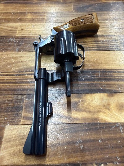 SMITH & WESSON Model 34-1 .22 LR - Image 4 of 9