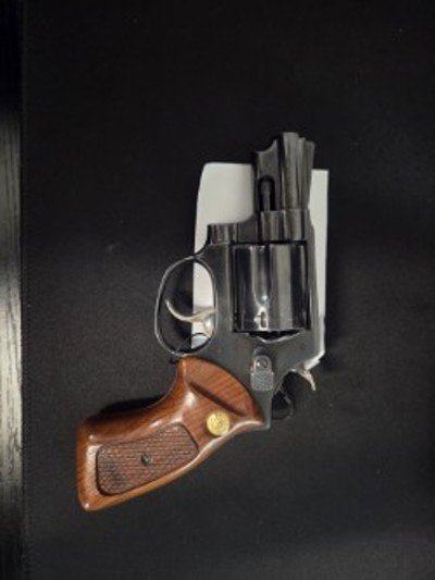 TAURUS 85 .38 SPL - Image 1 of 2