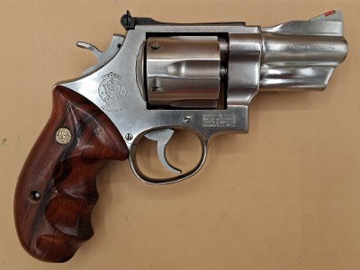 SMITH & WESSON 624 .44 S&W SPECIAL - Image 2 of 2