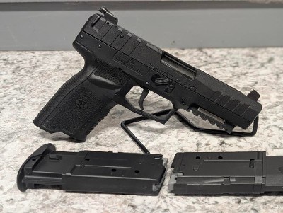 FN FIVE-SEVEN MK3 5.7 x 28 - Image 1 of 7