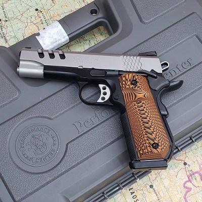 SMITH & WESSON SW1911 PERFORMANCE CENTER .45 ACP - Image 2 of 6