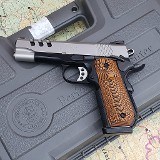 SMITH & WESSON SW1911 PERFORMANCE CENTER .45 ACP - Image 2 of 6