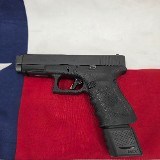 GLOCK 19 GEN 4 9MM LUGER (9x19 PARA) - Image 1 of 10