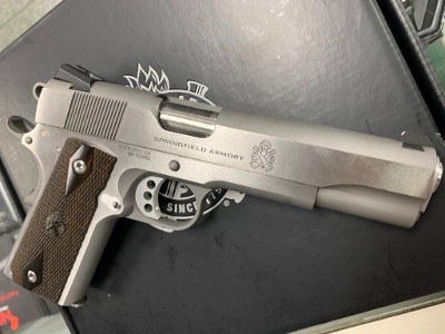 Springfield Armory 1911 Garrison .45 ACP - Image 1 of 6