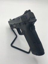 SMITH & WESSON M&P 380 SHIELD EZ .380 ACP - Image 6 of 11