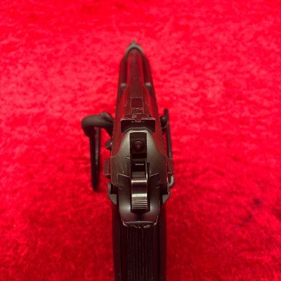 TAURUS PT 101 P .40 S&W - Image 6 of 13