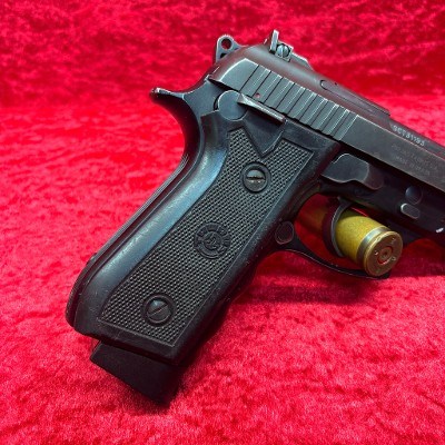TAURUS PT 101 P .40 S&W - Image 10 of 13