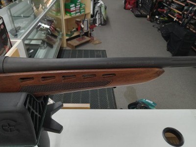 MOSSBERG 4X4 7MM REM MAG - Image 3 of 11