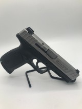 SMITH & WESSON SD40 VE .40 S&W - Image 9 of 12