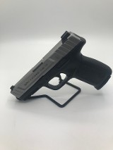 SMITH & WESSON SD40 VE .40 S&W - Image 5 of 12