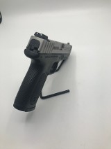 SMITH & WESSON SD40 VE .40 S&W - Image 8 of 12