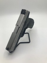 SMITH & WESSON SD40 VE .40 S&W - Image 4 of 12