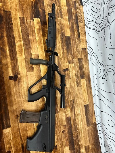 STEYR PRE BAN AUG W/ORIGINAL DEATH DONUT 5.56X45MM NATO - Image 4 of 7