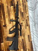 STEYR PRE BAN AUG W/ORIGINAL DEATH DONUT 5.56X45MM NATO - Image 4 of 7