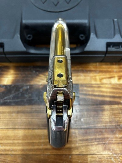 BERETTA 80x ENGRAVED high polished nickel & 24k Gold .380 ACP - Image 7 of 11