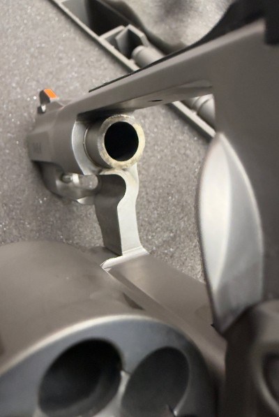 SMITH & WESSON 986 PERFORMANCE 9MM LUGER (9X19 PARA) - Image 11 of 12