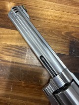 SMITH & WESSON 460 XVR .460 S&W MAGNUM - Image 3 of 7