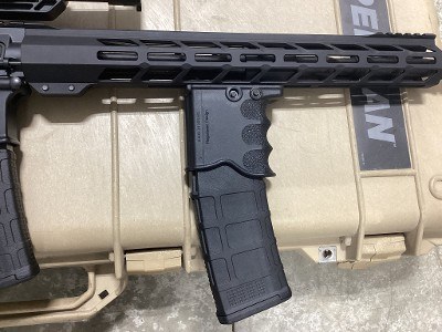 ANDERSON MANUFACTURING AM-15 5.56X45MM NATO - Image 4 of 24