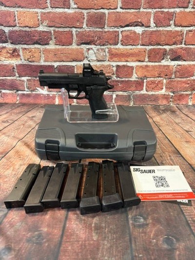 SIG SAUER P226 ELITE 9MM LUGER (9X19 PARA) - Image 1 of 13