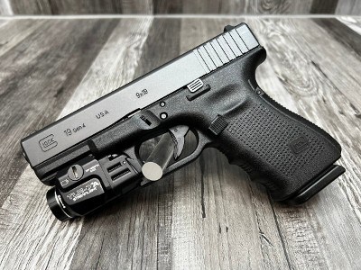 GLOCK 19 GEN 4 9MM LUGER (9x19 PARA) - Image 1 of 4