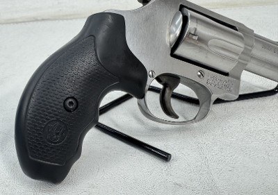 SMITH & WESSON 60-14 .357 MAG - Image 8 of 20