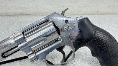 SMITH & WESSON 60-14 .357 MAG - Image 3 of 20