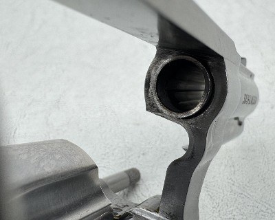 SMITH & WESSON 60-14 .357 MAG - Image 14 of 20