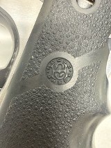 SPRINGFIELD ARMORY V-10 ULTRA COMPACT .45 - Image 4 of 4