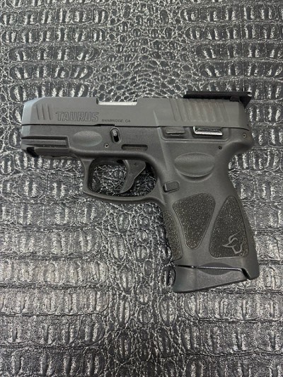 TAURUS G3C .40 S&W - Image 2 of 5