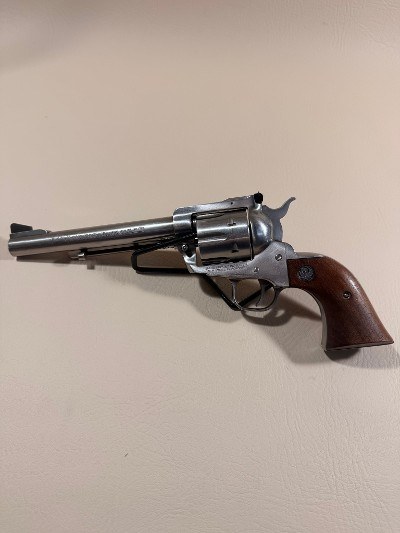 RUGER NEW MODEL BLACKHAWK .357 MAG - Image 2 of 2